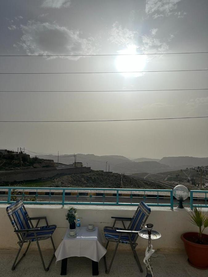 Petra Pass Hostel 와디무사 외부 사진